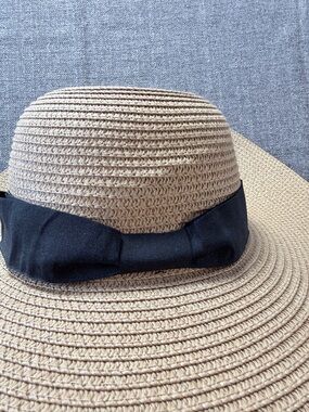 Debra Weitzner Women's Natural Straw Sun Hat with Black Sweatband